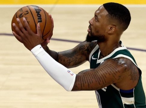 Λίλαρντ: «Ξέρω σε ποια ομάδα πήγα, ο Αντετοκούνμπο χρειάζεται να είμαι αυτός που είμαι»