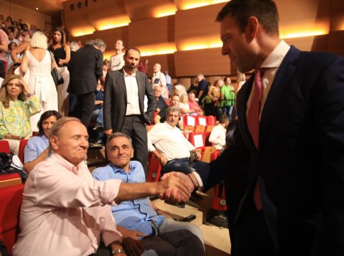 Τζουμάκας σε Κασσελάκη: Θα τρίζουν τα κόκκαλα του Ανδρέα