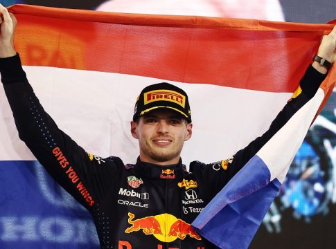 Φερστάπεν: «Απίστευτο το ότι είμαι τρεις φορές παγκόσμιος πρωταθλητής»