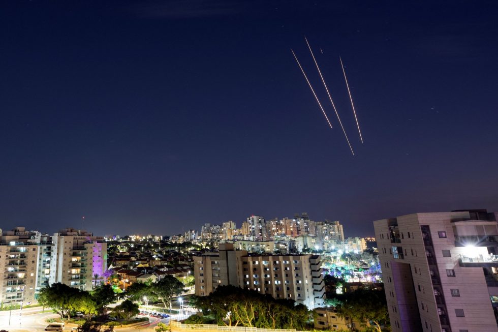 Λουτρό αίματος στη Γάζα – Στους 2.670 οι νεκροί