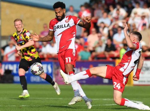 Τετράδα από Αγγλία…