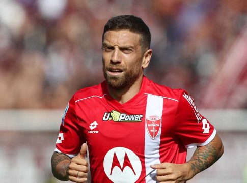 Πάπου Γκόμες: «Δεν ήθελα να πάρω την οικογένειά μου στη μέση της ερήμου»