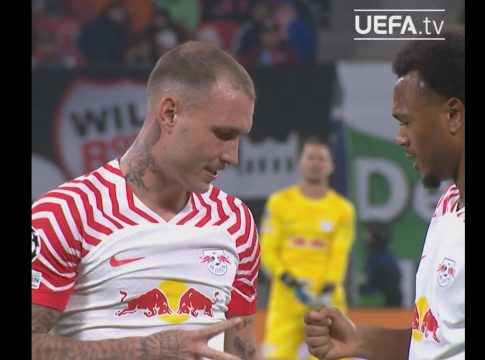 Με «πέτρα, μολύβι, ψαλίδι, χαρτί», αποφάσισαν ποιος θα εκτελέσει το φάουλ στη Λειψία