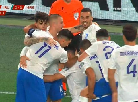 Ο Μασούρας «εκτέλεσε» τον Μπαζούνου για το 2-0 της Εθνικής (vids)