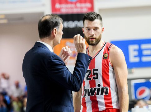 Πίτερς: «Βλέπω τα παιχνίδια του Σάσα στο Σακραμέντο» (vid)