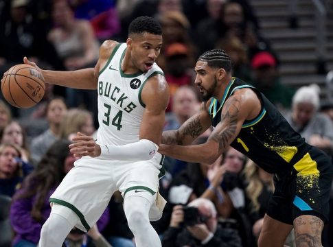 Πέισερς – Μπακς 126-124: «Άρρωστη» εμφάνιση του Αντετοκούνμπο με 54 πόντους, αλλά ήττα