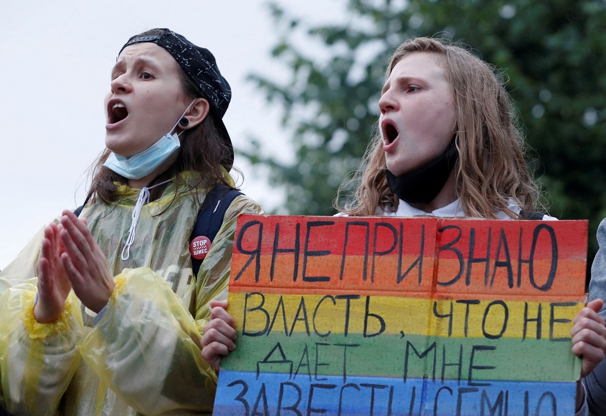 ΛΟΑΤΚΙ+: «Εξτρεμιστικές» οι οργανώσεις πλέον στη Ρωσία – Απαγορεύουν την προώθηση «μη παραδοσιακών» σχέσεων