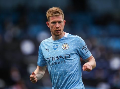 Απίστευτο: Ο Ντε Μπρόινε είναι ένας από τους στιχουργούς στο νεό τραγούδι του Drake