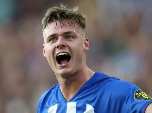 Ανανεώνει μέχρι το 2029 το παιδί-θαύμα της Μπράιτον