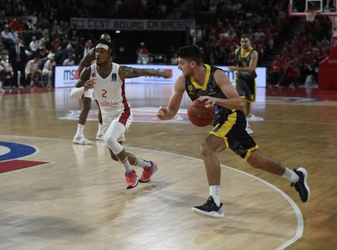 Μπουργκ – Άρης 72-65: Πάλεψαν, αλλά ηττήθηκαν οι «κίτρινοι» στη Γαλλία