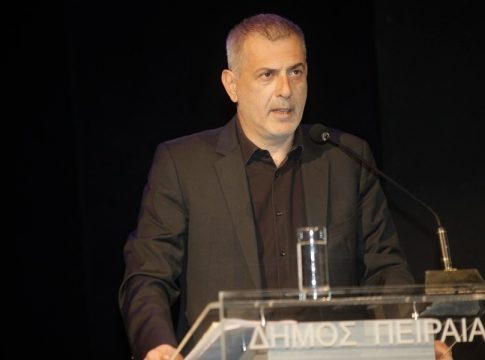 Γιάννης Μώραλης: «Μια μεγάλη γιορτή που θα στρέψει τα φώτα του παγκόσμιου ενδιαφέροντος για το μπάσκετ στον Πειραιά»