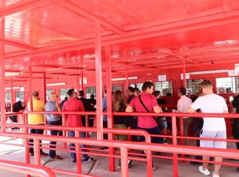 Χαμός στο Καραϊσκάκη για ένα εισιτήριο με τον ΠΑΟΚ! (pic)