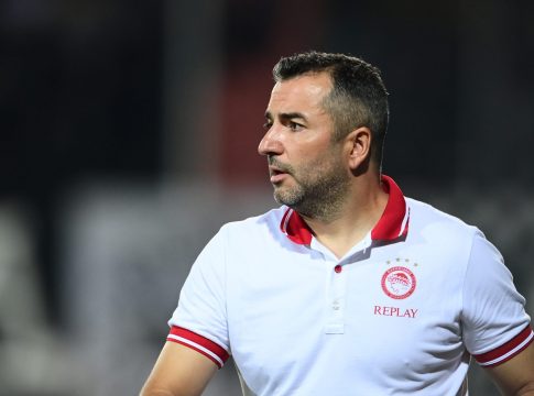 Μαρτίνεθ: «Πολύ έντονο και πολύ απαιτητικό το παιχνίδι με τον ΠΑΟΚ»