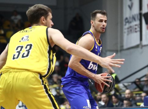 Δύσκολο παιχνίδι για το Περιστέρι στην Ισπανία
