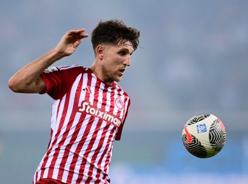 Ο Ρέτσος δεν μπορούσε ούτε να ανασάνει στην Τρίπολη, αλλά έπαιξε – Το παρασκήνιο, η ένεση, το περιβραχιόνιο και η υπέρβαση