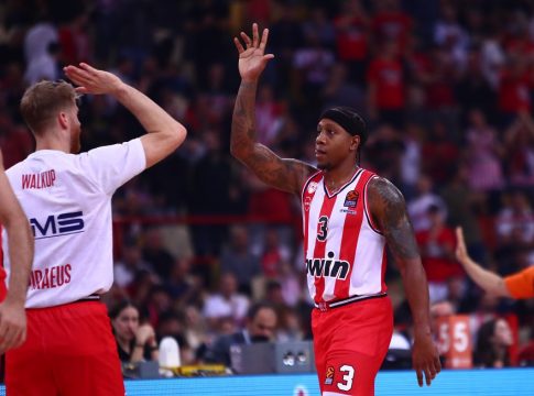 Φωτιά έχει πάρει ο Αϊζάια Κάνααν (και) στο Μαρούσι (vid)