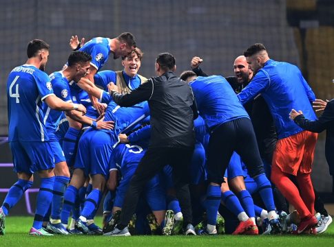 Ανέβηκε τέσσερις θέσεις η Ελλάδα στην κατάταξη της FIFA