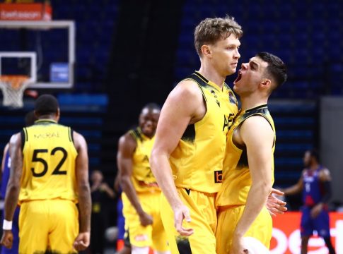 ΑΕΚ – Σζτσέσιν 86-64: Μεγάλη νίκη για την «Ένωση» – Με το ένα πόδι στην επόμενη φάση