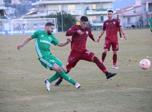 Λεβαδειακός-ΑΕΛ 1-1: Μοιρασιά στη Λιβαδειά και στο +5 οι Βοιωτοί