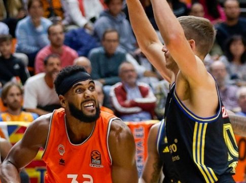 Η Μονακό «ντύθηκε» με Αρμάνι στο Μιλάνο, 5η νίκη για τη Βαλένθια