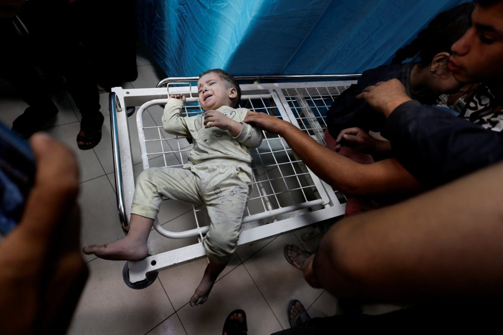 Πόλεμος στη Γάζα: Οι ισραηλινές δυνάμεις προσφέρονται να απομακρύνουν μωρά από το νοσοκομείο Al Shifa