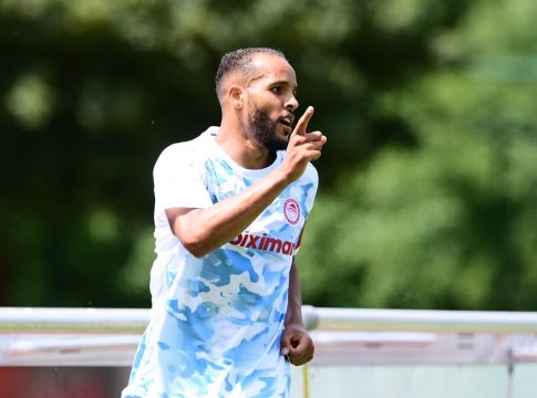 Με Ρίτσαρντς, Ελ Αραμπί βασικούς ο Ολυμπιακός Β – Η «πρώτη» του Αγγλου, το παρασκήνιο με Γιουσέφ και ο Φαντιγκά