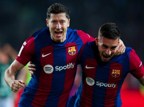 Μπαρτσελόνα – Αλαβές 2-1: Ο Λεβαντόφσκι «καθάρισε» για τους Καταλανούς