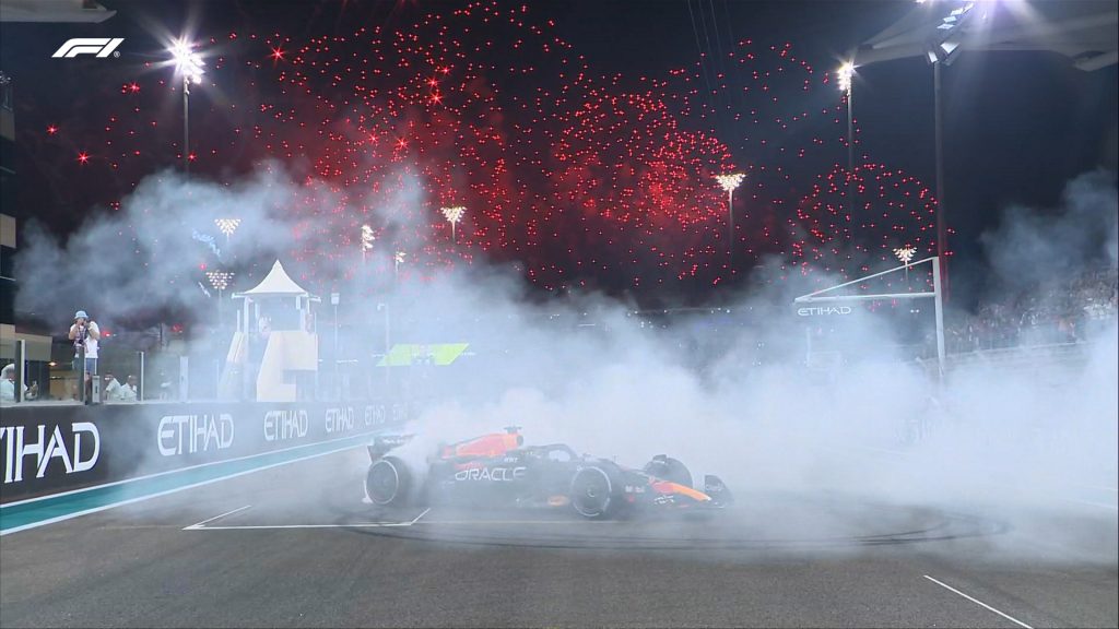 Grand Prix Άμπου Ντάμπι: Ο Φερστάπεν νικητής και στον τελευταίο αγώνα της σεζόν (Pic)