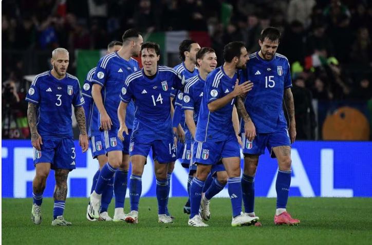 Κρατούν την τύχη στα χέρια τους Ιταλία (5-2) και Τσεχία (1-1)