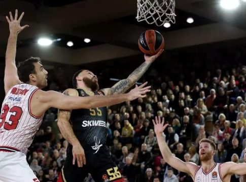 Μονακό – Ολυμπιακός 85-77: Ο Τζέιμς πήρε τη ματσάρα