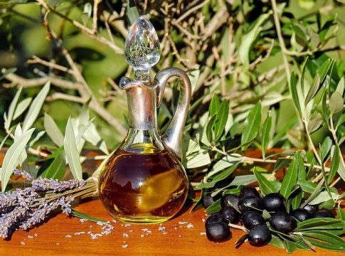 Σκάει η «φούσκα» του ελαιόλαδου; Τι λένε παράγοντες του κλάδου