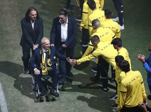 Νεστορίδης: Kρίσιμες ώρες για τον θρύλο της ΑΕΚ