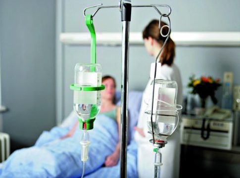 «Πορτιέρης» στα δημόσια νοσοκομεία – Mόνο με ενεργό ΑΜΚΑ η είσοδος