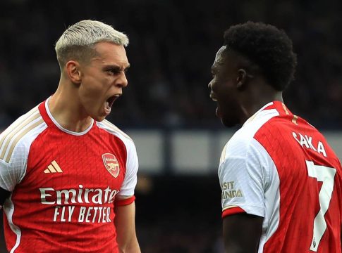 Ο Σάκα, ο Φάμπρεγκας και η… τηλεπάθεια με τον Τροσάρ (vids)