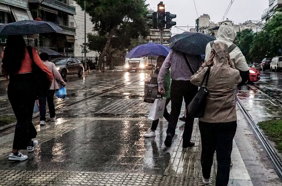 Καιρός: Αλλαγή σκηνικού με βροχές και καταιγίδες