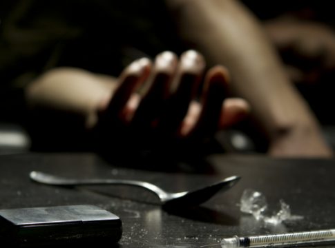 Βύρωνας: Ηρωίνη, σίσα, κάνναβη και χάπια το κοκτέιλ θανάτου για την16χρονη – Νέα συγκλονιστικά στοιχεία
