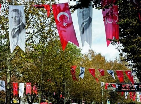 Μια νέα προσφυγική κρίση τρομάζει την Πόλη