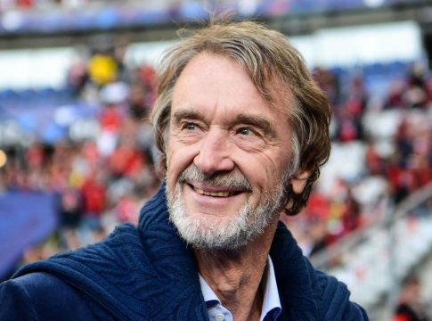 Η Γιουνάιτεντ ανακοίνωσε την αγορά του 25% των μετοχών της από τον Ράτκλιφ