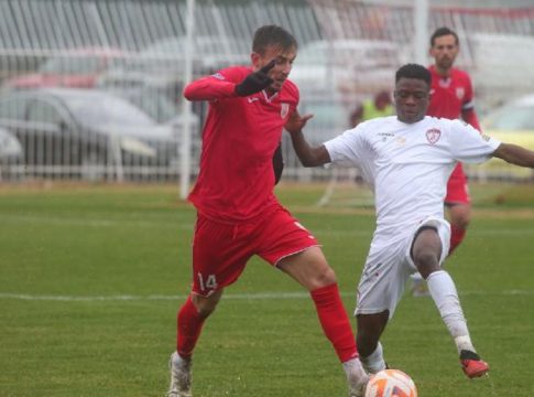 «Πάτησε» κορυφή η ΑΕΛ (0-2) – Γκέλα για την Καλαμάτα (0-0)