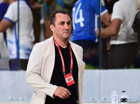 Φτιάχνει κλίμα ο Μάνταλος για να «διώξει» τους ξένους διαιτητές