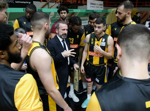 Πλάθα: «Ήταν καλύτεροι από εμάς, ειδικά στο πρώτο ημίχρονο»