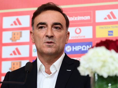 Live Streaming: Η συνέντευξη Τύπου του Καρβαλιάλ ενόψει Μπάτσκα Τόπολα