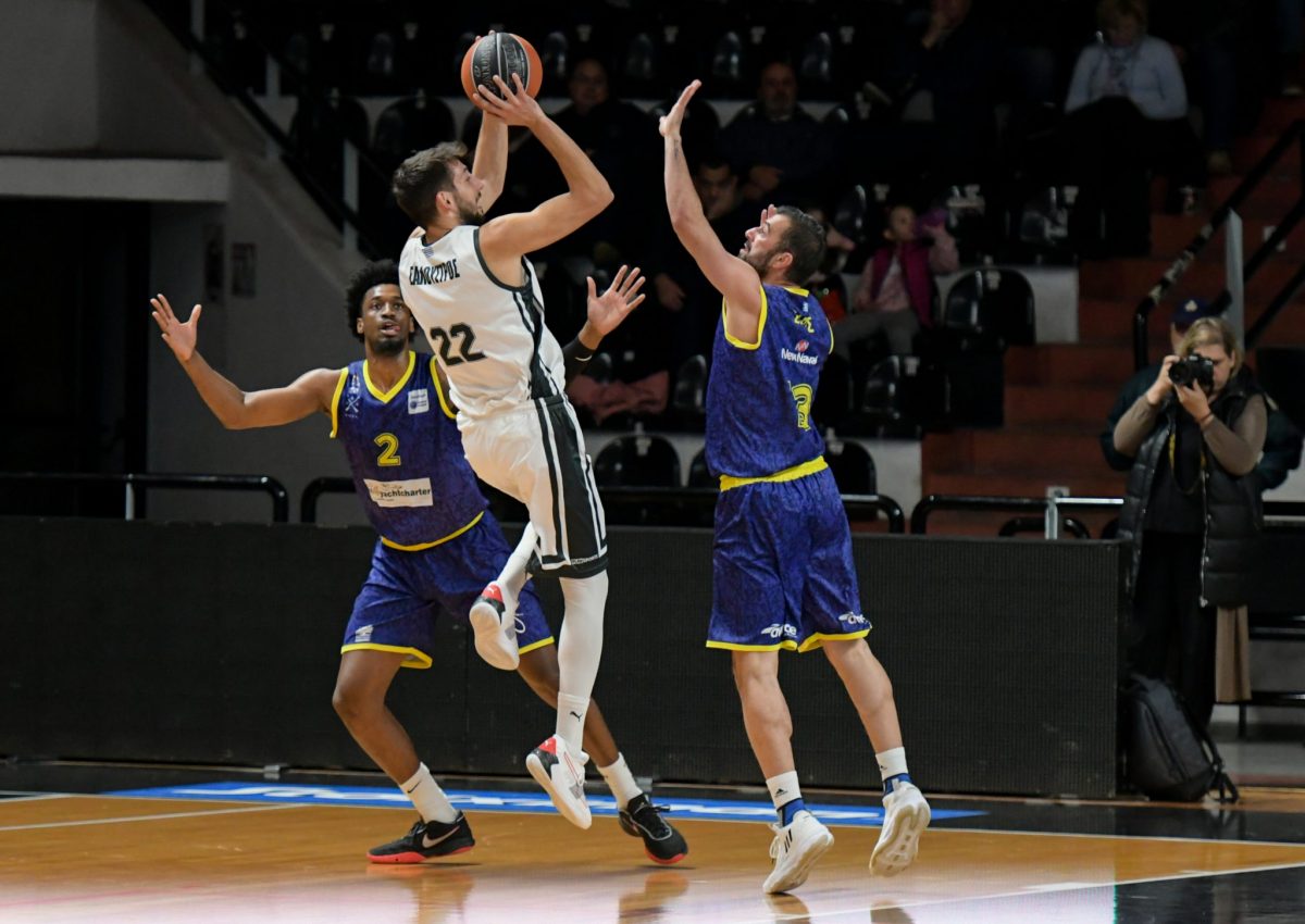 Απόλλων Πάτρας – Λαύριο 71-60: Νικηφόρο ντεμπούτο για τον Χριστόπουλο