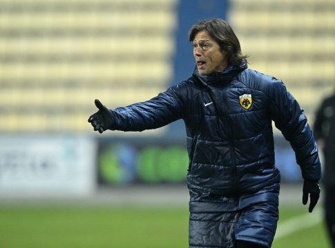 Αλμέιδα: «Όσο περνούσε η ώρα έπεφτε ο ρυθμός και κάναμε λάθη» (vid)