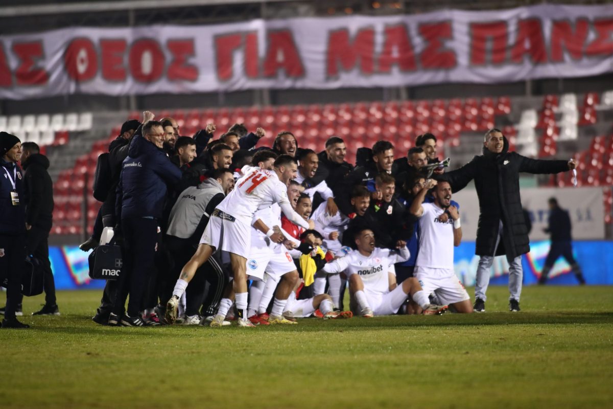 Πανσερραϊκός – ΑΕΚ 2-2: Από γκέλα σε γκέλα η Ένωση, νέο έμφραγμα στο 94′