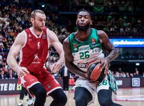 Λεσόρ: «Σας ευχαριστώ για τα ευγενικά μηνύματα – Θα είμαι εντάξει» (pic)