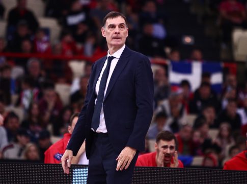 Το παράπονο του Μπαρτζώκα και η αναφορά στον τραυματισμό του Γουόκαπ (vid)
