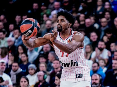 Σύγκλονισε ο MακΚίσικ: «Η μητέρα μου είχε καρκίνο και εγώ δεν μπορούσα να είμαι δίπλα της»