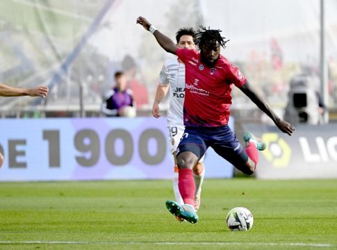 Η ιστορία του Σαμάρ Νίκολσον: «Θα πέθαινα ή θα έμπαινα φυλακή, αλλά το ποδόσφαιρο μου έσωσε τη ζωή» (vids)