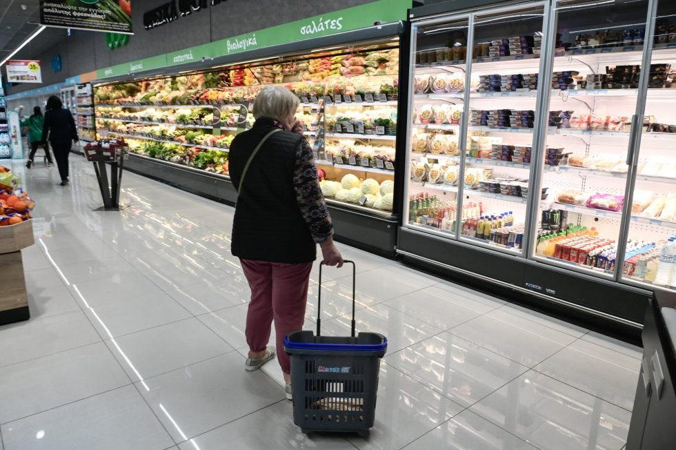 Πιο ακριβό θα είναι το 2024 στα προϊόντα σούπερ μάρκετ – «Πληγή» για τους καταναλωτές τα τρόφιμα